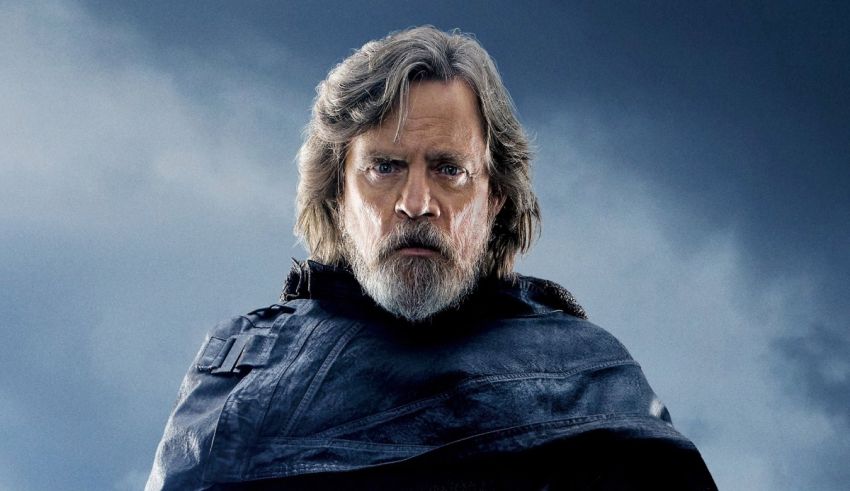 Luke skywalker in star wars the last jedi.