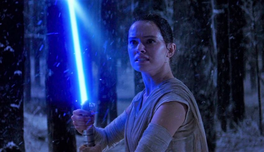 Rey in star wars the rise of skywalker.