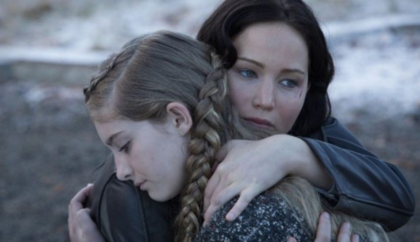 Jennifer lawrence and katniss everdeen in the hunger games.