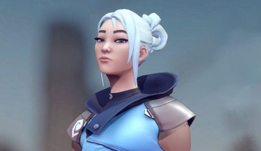 A female character in a blue outfit with white hair.